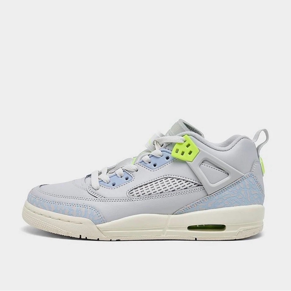 NIB Big Kid GS Jordan Spizike Low  IB4465 025 Photon Dust/Sail/Coconut Milk/Vol
